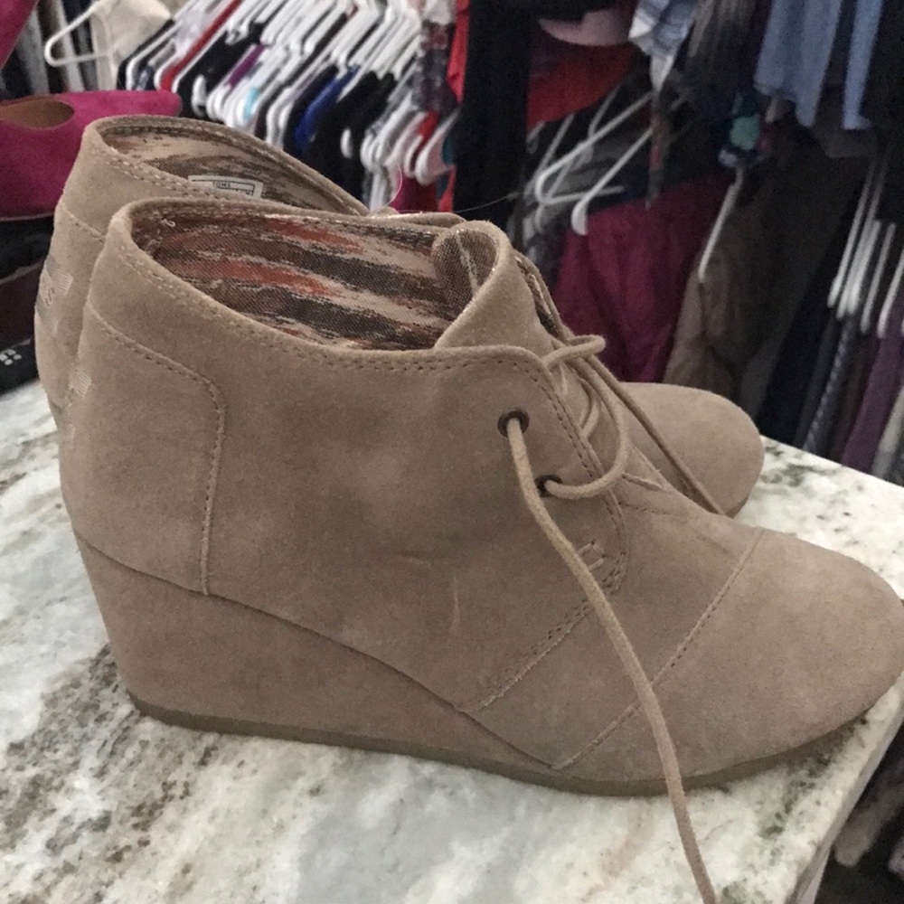 Toms lace up wedges 8.5